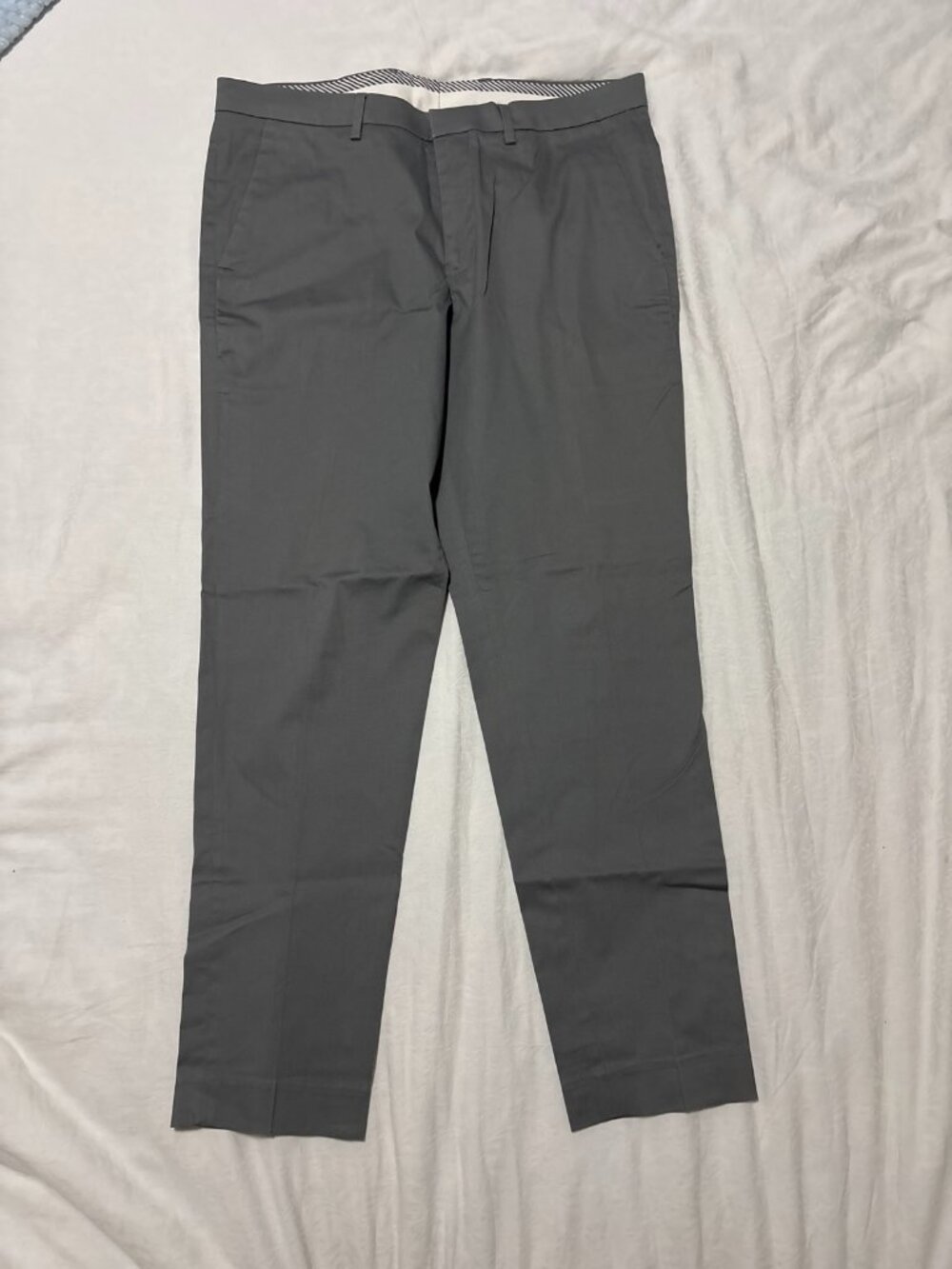 Express Performance Men's Extra Slim Chino Pants 31x30 Gray Stretch